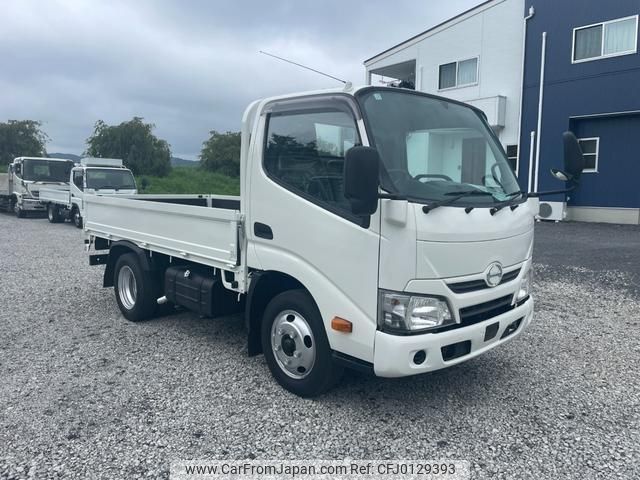 hino dutro 2017 GOO_NET_EXCHANGE_0404019A30240821W001 image 2