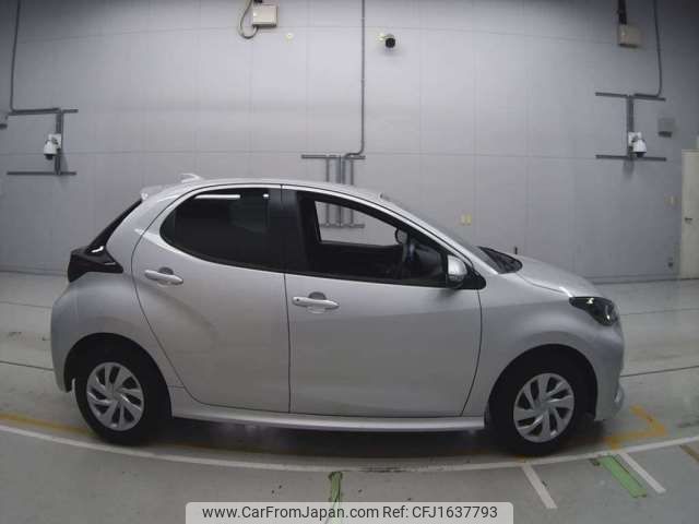 toyota yaris 2021 CFJ1637793 image 2