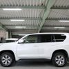 toyota land-cruiser-prado 2018 quick_quick_TRJ150W_TRJ150-0082264 image 19