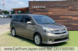 toyota isis 2011 CFJ1500580