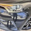 toyota c-hr 2018 quick_quick_DAA-ZYX10_ZYX10-2126871 image 18