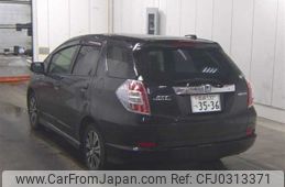 honda fit-shuttle 2013 TE1024