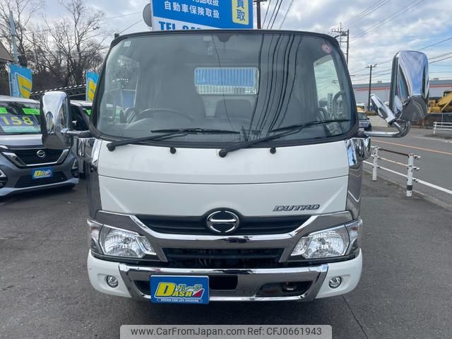 hino dutro 2017 GOO_NET_EXCHANGE_0551436A30250112W001 image 2