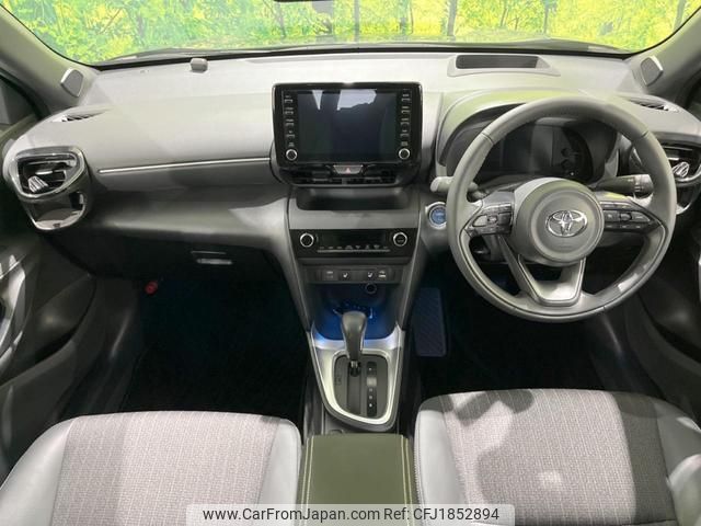 toyota yaris-cross 2023 CFJ1852894 image 2