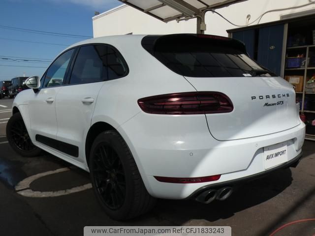 porsche macan 2016 CFJ1833243 image 2