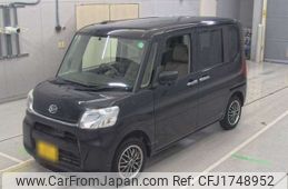 daihatsu tanto 2015 CFJ1748952
