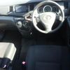 toyota isis 2011 CFJ1654826 image 4