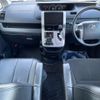 toyota voxy 2012 CFJ1597845 image 2