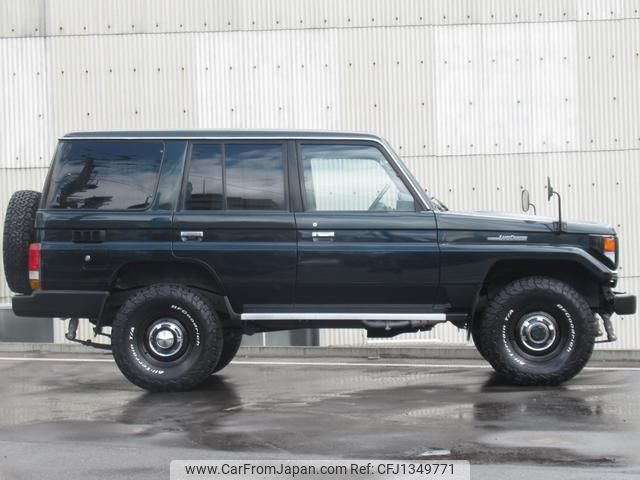 toyota landcruiser-70 1998 quick_quick_HZJ77V_HZJ77V-0010426 image 2