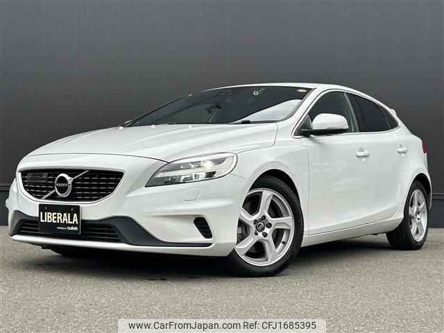 volvo v40 2018 CFJ1685395 image 1