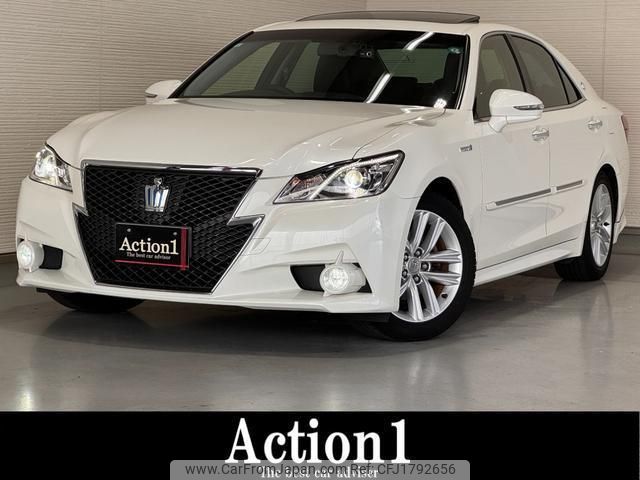 toyota crown-hybrid 2013 CFJ1792656 image 1