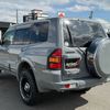 mitsubishi pajero 2000 9 image 2
