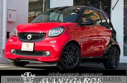 smart fortwo-convertible 2018 GOO_JP_700020345730250227001