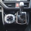 toyota noah 2018 GOO_JP_700100243030230304004 image 26
