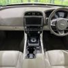 jaguar xe 2019 CFJ1839035 image 2