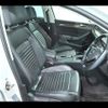 volkswagen passat-variant 2018 quick_quick_DBA-3CCZE_WVWZZZ3CZJE083228 image 4