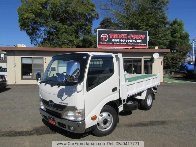 hino dutro 2013 GOO_NET_EXCHANGE_0208824A30241106W003 image 2