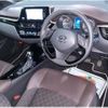 toyota c-hr 2018 quick_quick_DAA-ZYX10_2120053 image 7