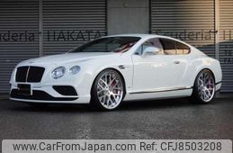 bentley-continental-2016-99762-car_7a980dbc-79b9-4d85-a9a6-f4b926cc5402