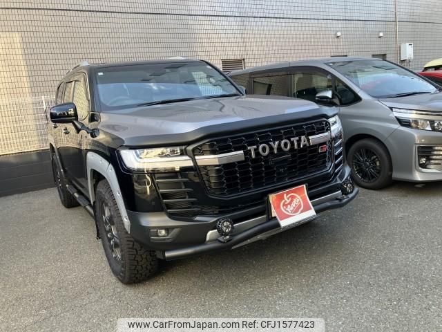 toyota land-cruiser 2023 CFJ1577423 image 1