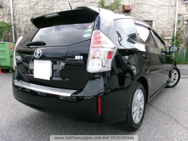 toyota prius-α 2018 quick_quick_DAA-ZVW41W_0069391 image 2