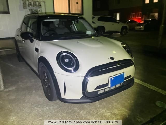 mini mini-others 2022 CFJ1801679 image 2