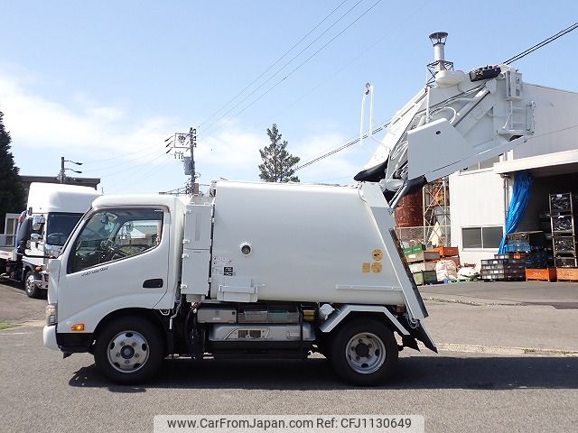 hino dutro 2017 25111905 image 2