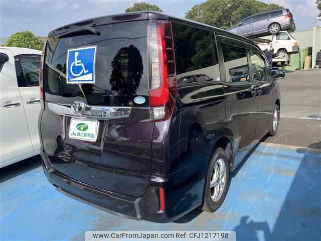 toyota noah 2015 CFJ1217198 image 2