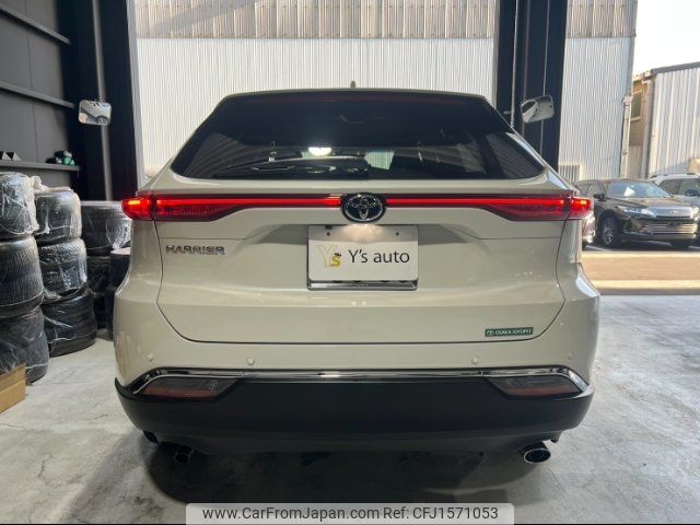 toyota harrier 2021 CFJ1571053 image 2
