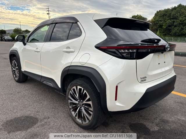 toyota yaris-cross 2020 CFJ1851506 image 2