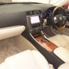 lexus is 2012 CFJ1801395 image 5