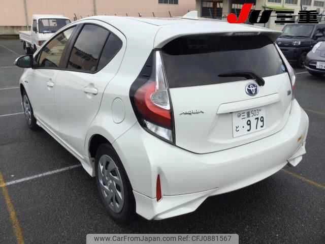 toyota aqua 2017 -TOYOTA--AQUA NHP10-6640042---TOYOTA--AQUA NHP10-6640042- image 2