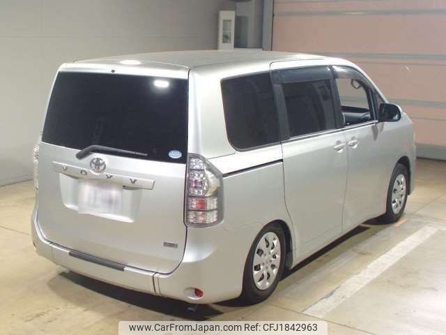 toyota voxy 2011 CFJ1842963 image 2