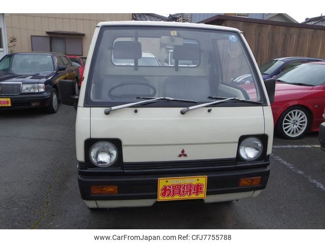 mitsubishi-minicab-truck-1989-3549-car_7ad90c94-967b-4ec3-a503-4993ed2cd9a8