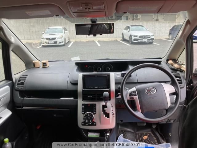 toyota noah 2013 -TOYOTA--Noah DBA-ZRR75G--ZRR75-0114810---TOYOTA--Noah DBA-ZRR75G--ZRR75-0114810- image 2