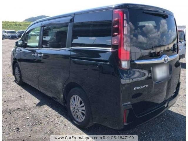 toyota esquire 2015 CFJ1847199 image 2