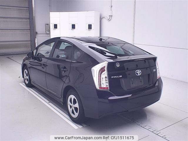 toyota prius 2013 CFJ1511675 image 2