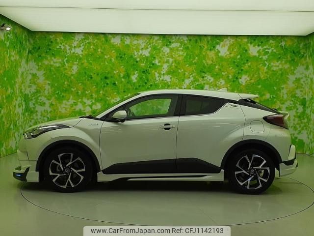 toyota c-hr 2017 quick_quick_DAA-ZYX10_ZYX10-2072984 image 2