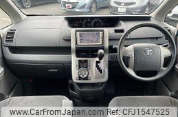 toyota noah 2010 CFJ1547525