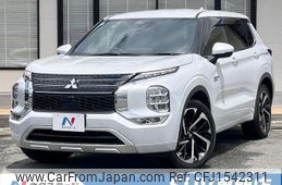 mitsubishi outlander-phev 2022 CFJ1542311