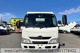 hino dutro 2015 CFJ1778422