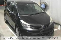 toyota vitz 2014 -TOYOTA--Vitz NSP130--2157661---TOYOTA--Vitz NSP130--2157661-