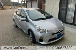 toyota aqua 2012 -TOYOTA--AQUA DAA-NHP10--NHP10-6113796---TOYOTA--AQUA DAA-NHP10--NHP10-6113796-