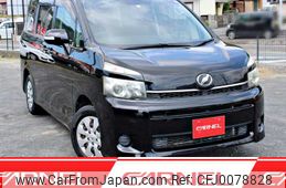 toyota voxy 2010 S12709