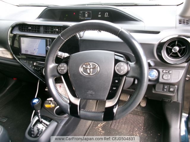 toyota aqua 2017 -TOYOTA--AQUA DAA-NHP10H--NHP10-6648250---TOYOTA--AQUA DAA-NHP10H--NHP10-6648250- image 2