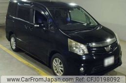 toyota noah 2010 -TOYOTA 【札幌 330ﾘ4472】--Noah DBA-ZRR75W--ZRR75-0063549---TOYOTA 【札幌 330ﾘ4472】--Noah DBA-ZRR75W--ZRR75-0063549-