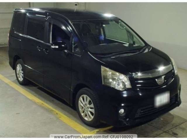 toyota noah 2010 -TOYOTA 【札幌 330ﾘ4472】--Noah DBA-ZRR75W--ZRR75-0063549---TOYOTA 【札幌 330ﾘ4472】--Noah DBA-ZRR75W--ZRR75-0063549- image 1