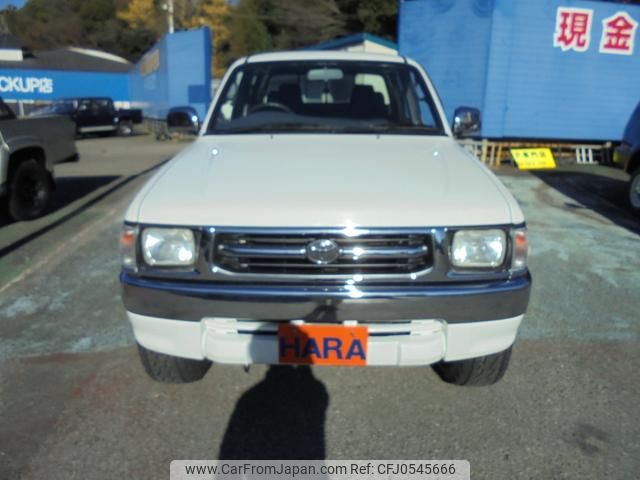 toyota hilux-sports-pick-up 2000 GOO_NET_EXCHANGE_0501137A30241209W001 image 2