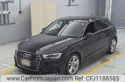 audi a3 2018 quick_quick_ABA-8VCZPF_WAUZZZ8V6JA060133