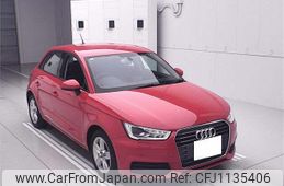 audi a1 2017 -AUDI 【京都 302ﾑ305】--Audi A1 8XCHZ-HB035967---AUDI 【京都 302ﾑ305】--Audi A1 8XCHZ-HB035967-